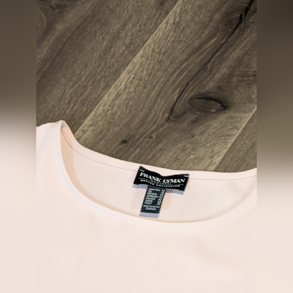 Frank Lyman Design Light Pink Tie-Front Crop Top. Dolman Sleeves. Shiny Material - Picture 2 of 11